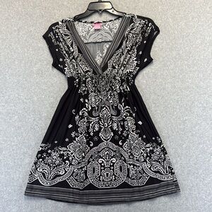 Black and White Patterned Dress